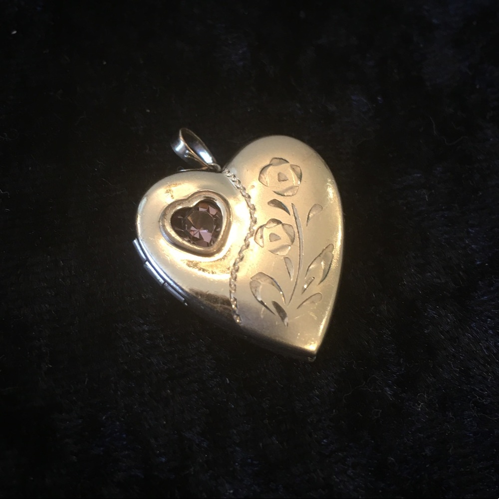 vintage gold and amethyst heart locket